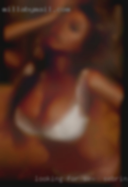 Looking sex in Sebring, Florida for fun and see what happens.