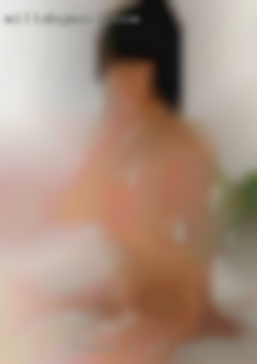 Travel a lot guy for threesome in Conroe for business.